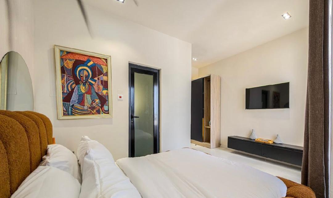 Oniru VI Luxury Apartment