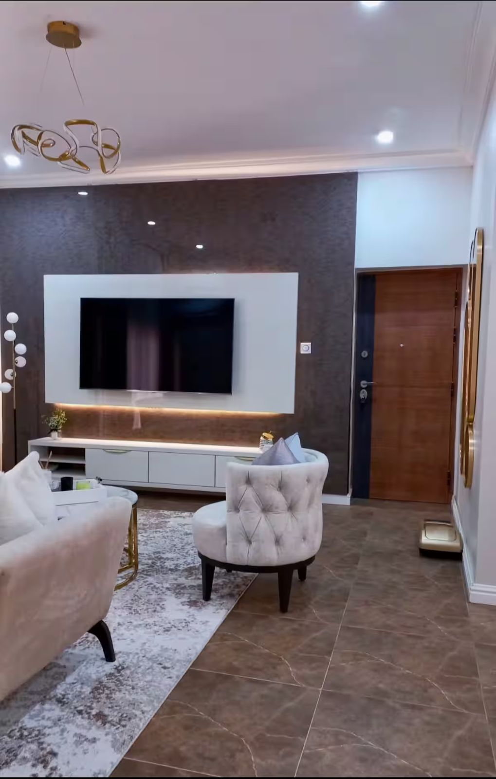 1 Bedroom Apartment - Maitama, Abuja